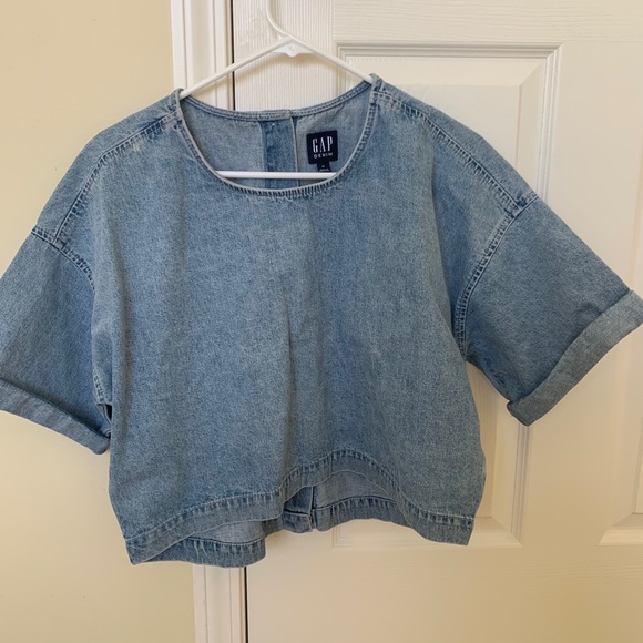 GAP Tops - Gap denim shirt with button back